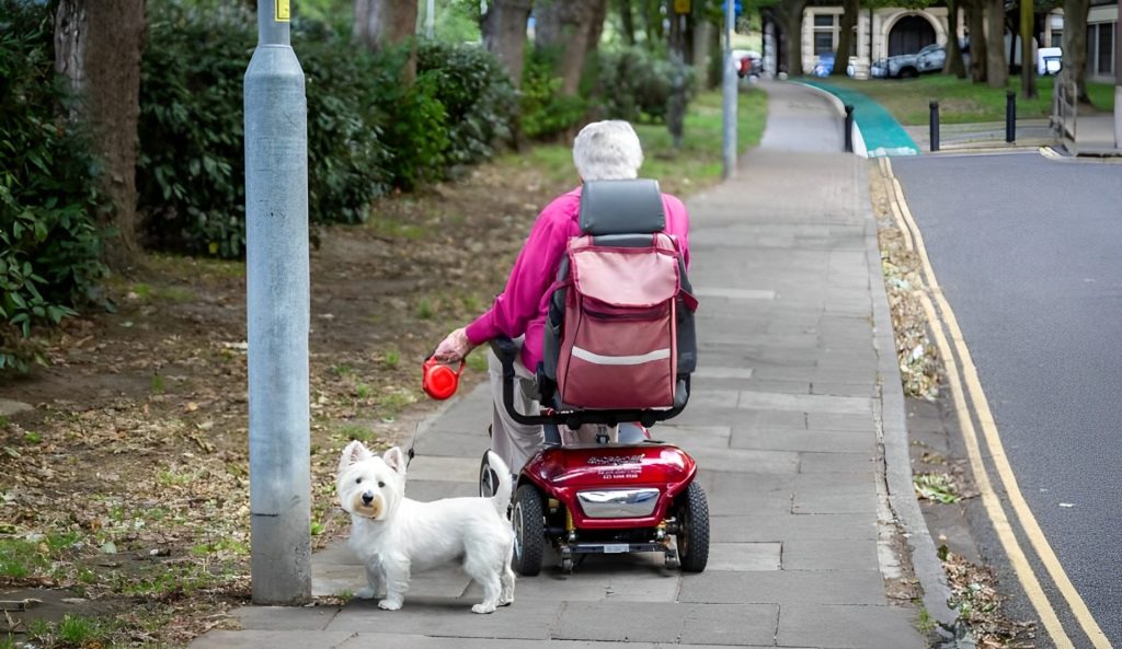 Outdoor mobility image
