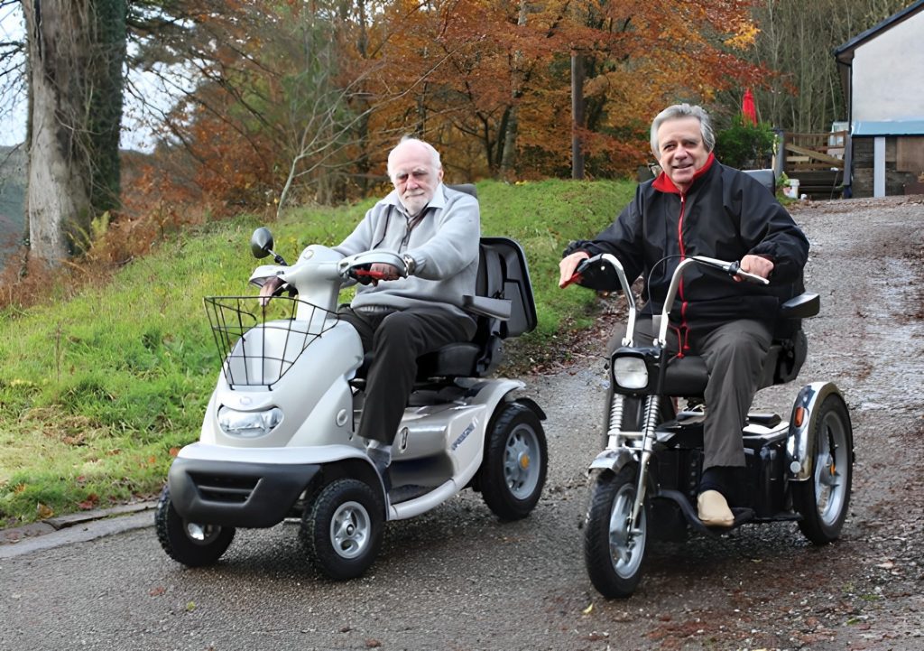 Mobility Scooter High Ground Clearance: Navigate All Terrains with Ease