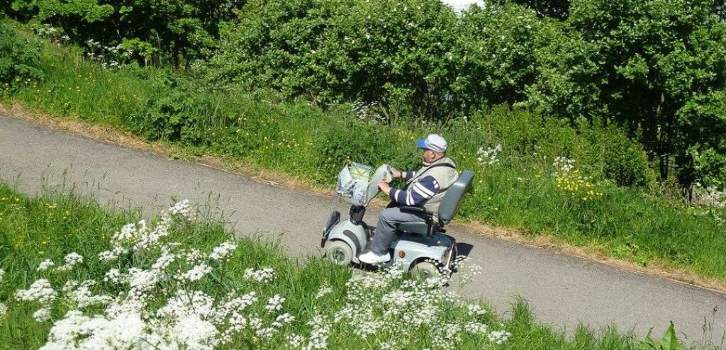Mobility scooter losing power going uphill