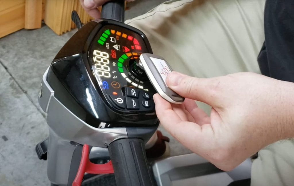 Remote fob held near the EV Rider TeQno to confirm successful pairing