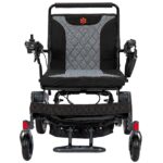 Front view of the Bangeran Mammoth EX showing the wide 22 inch seating area and dual armrest bags